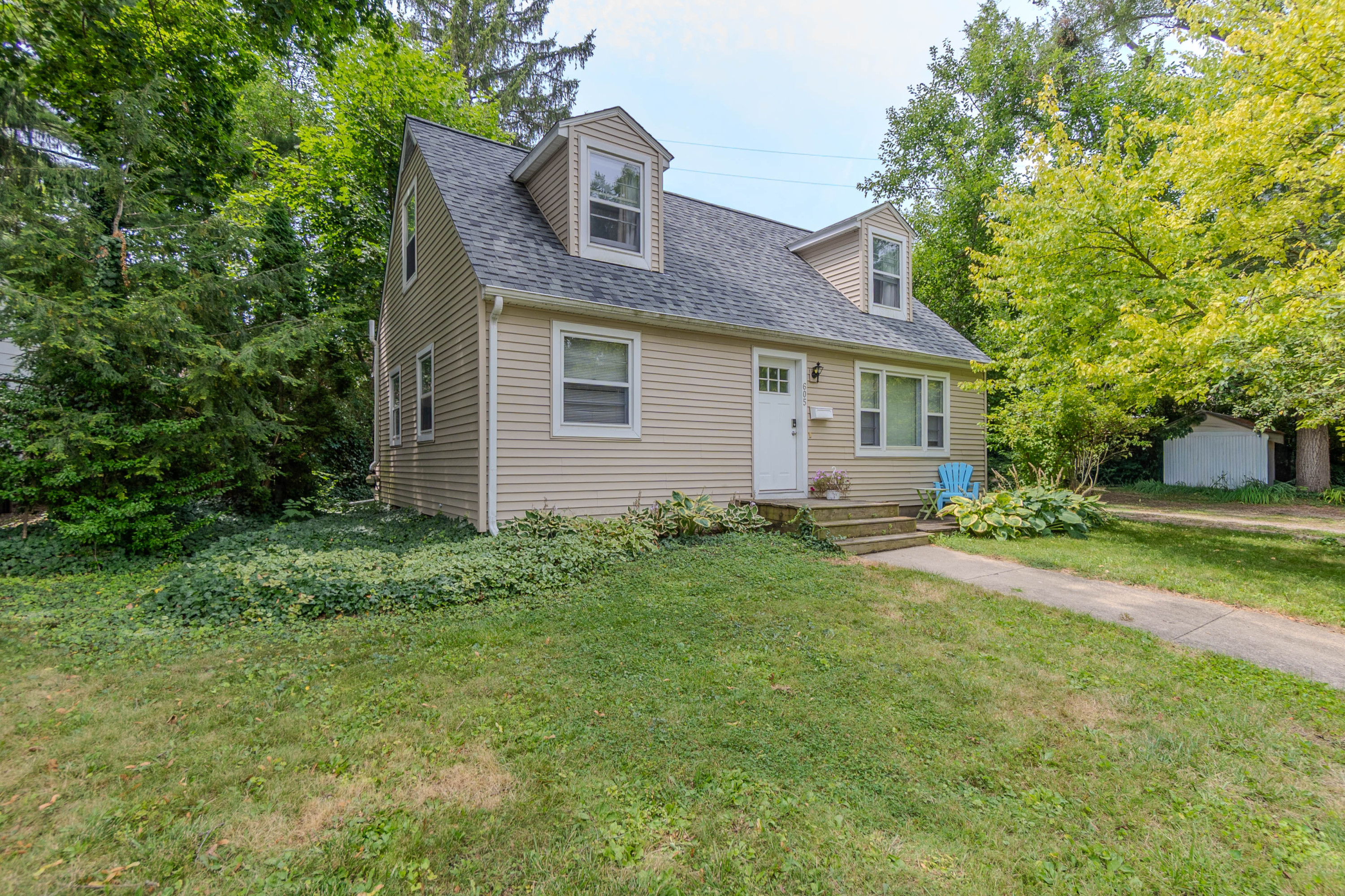 605 Snyder Avenue - 1