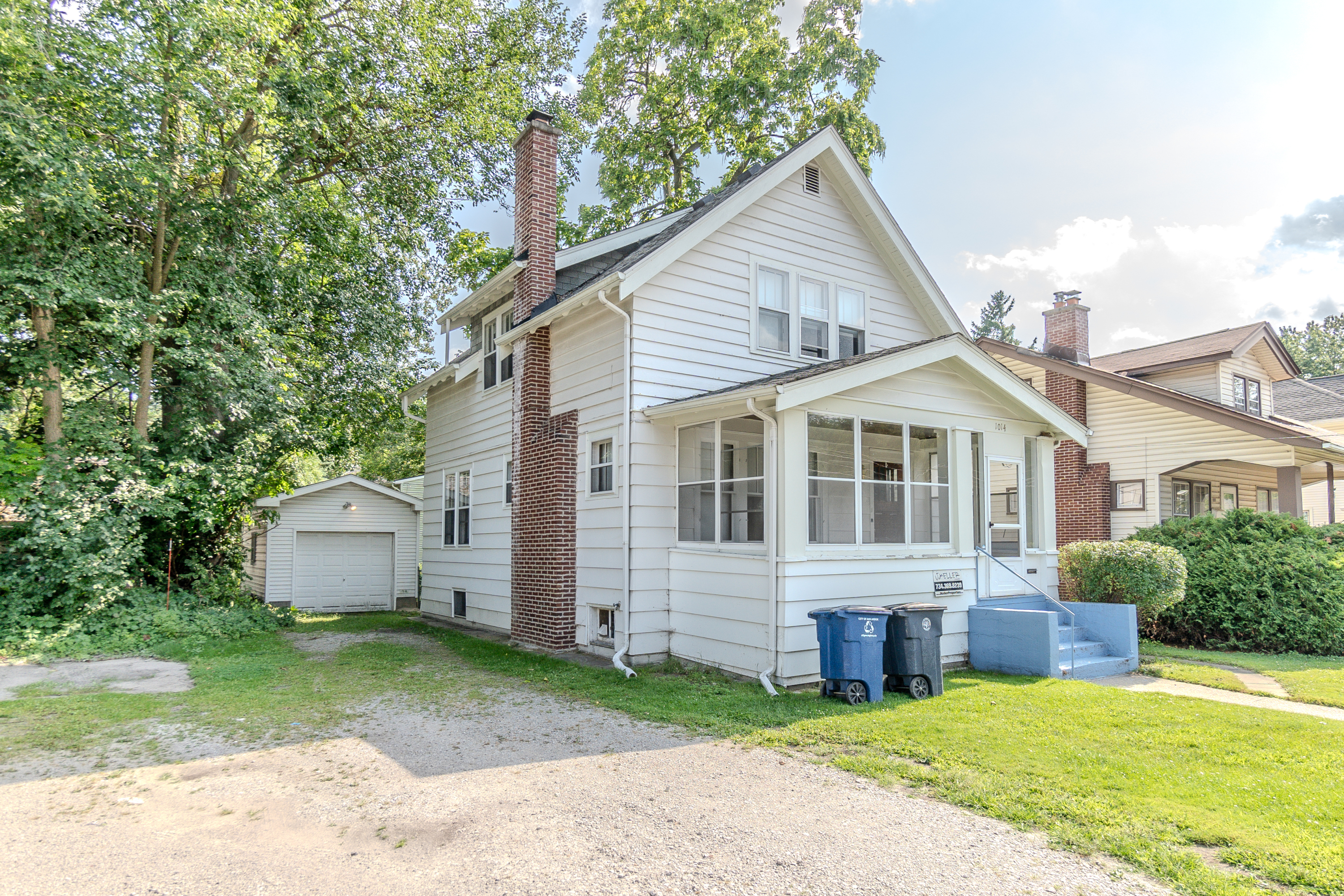 1014 Woodlawn - 1