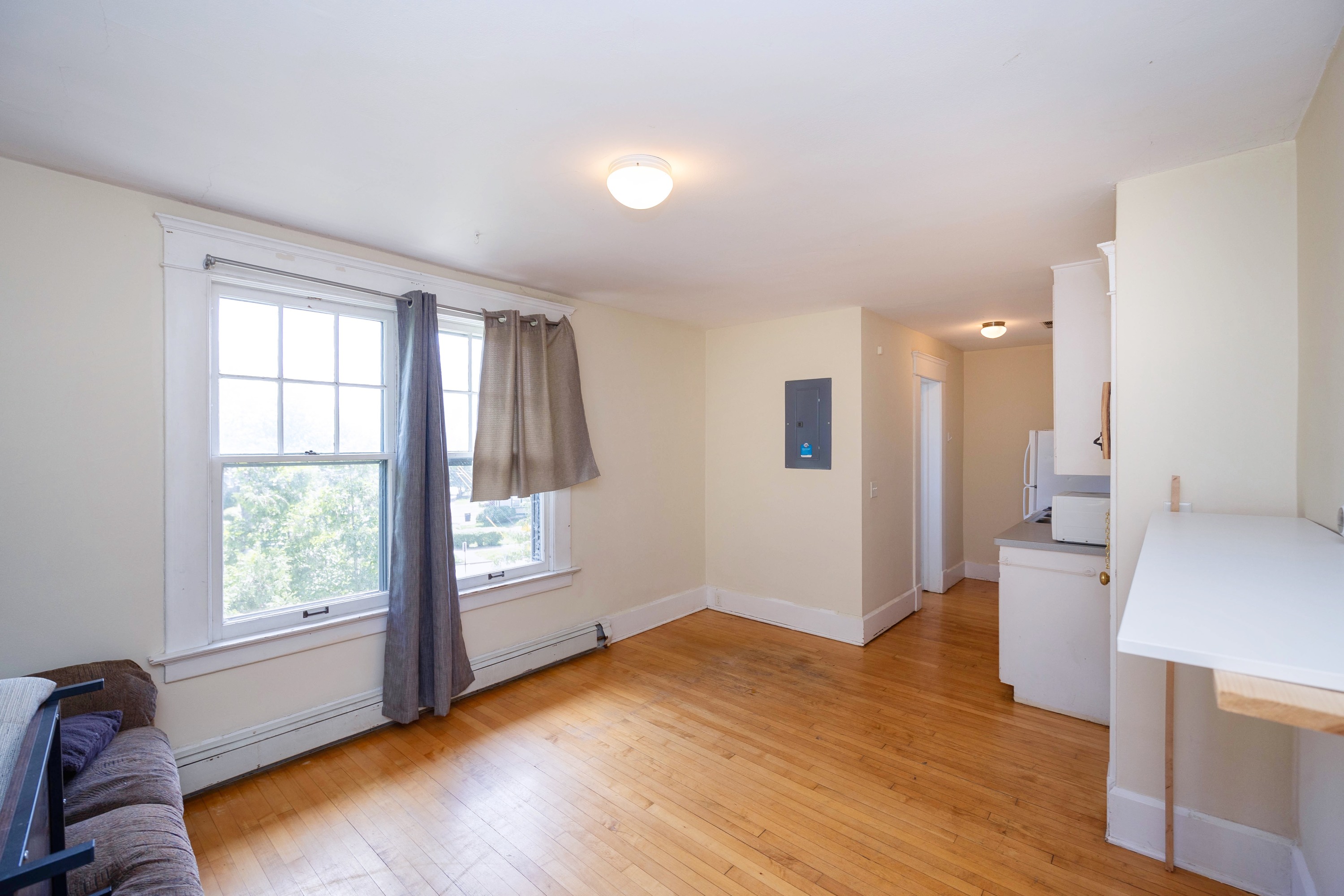 1001 Oakland - Apt # 3