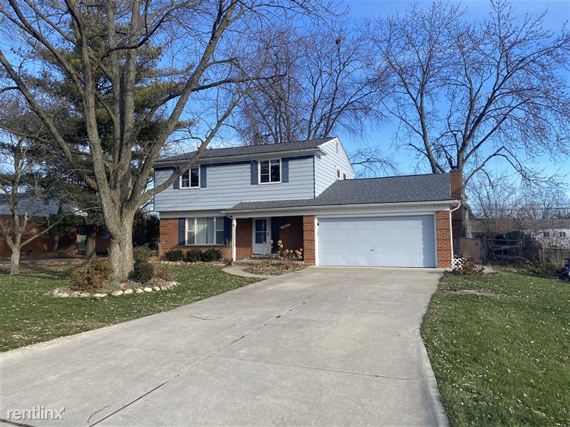 2821 Hawks Avenue - 1