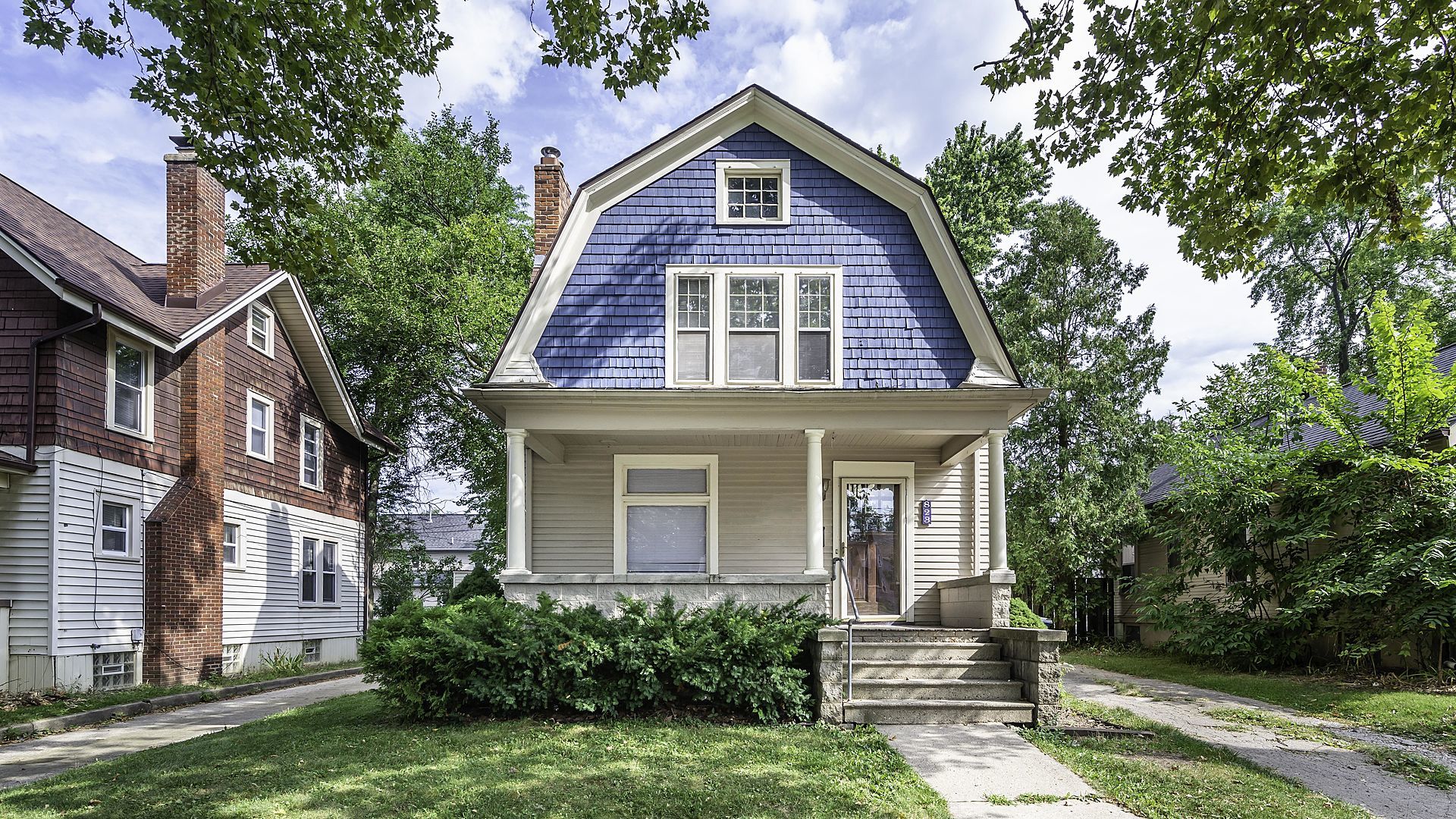 823 Dewey Avenue - 1