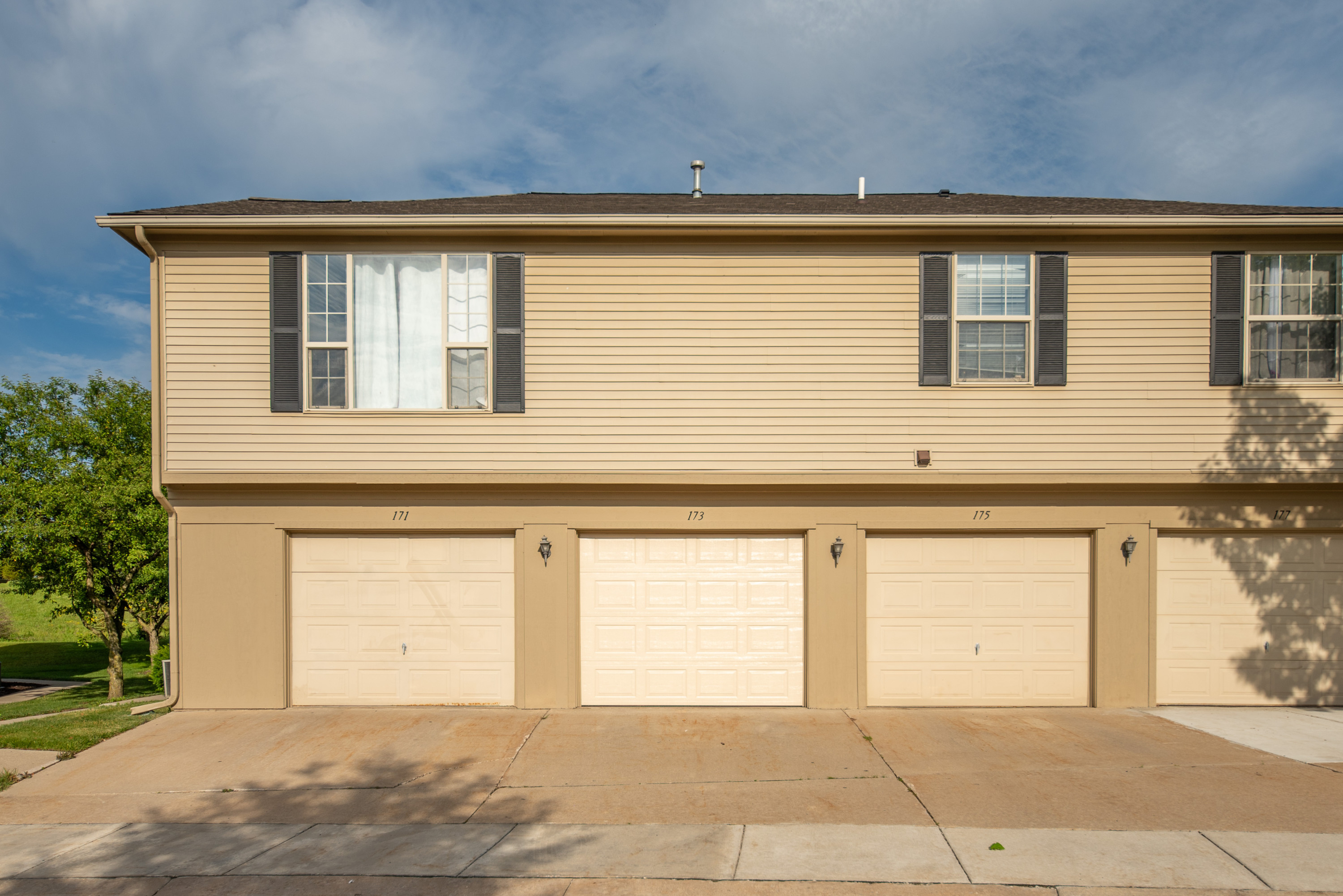173 Commons Cir. - 1