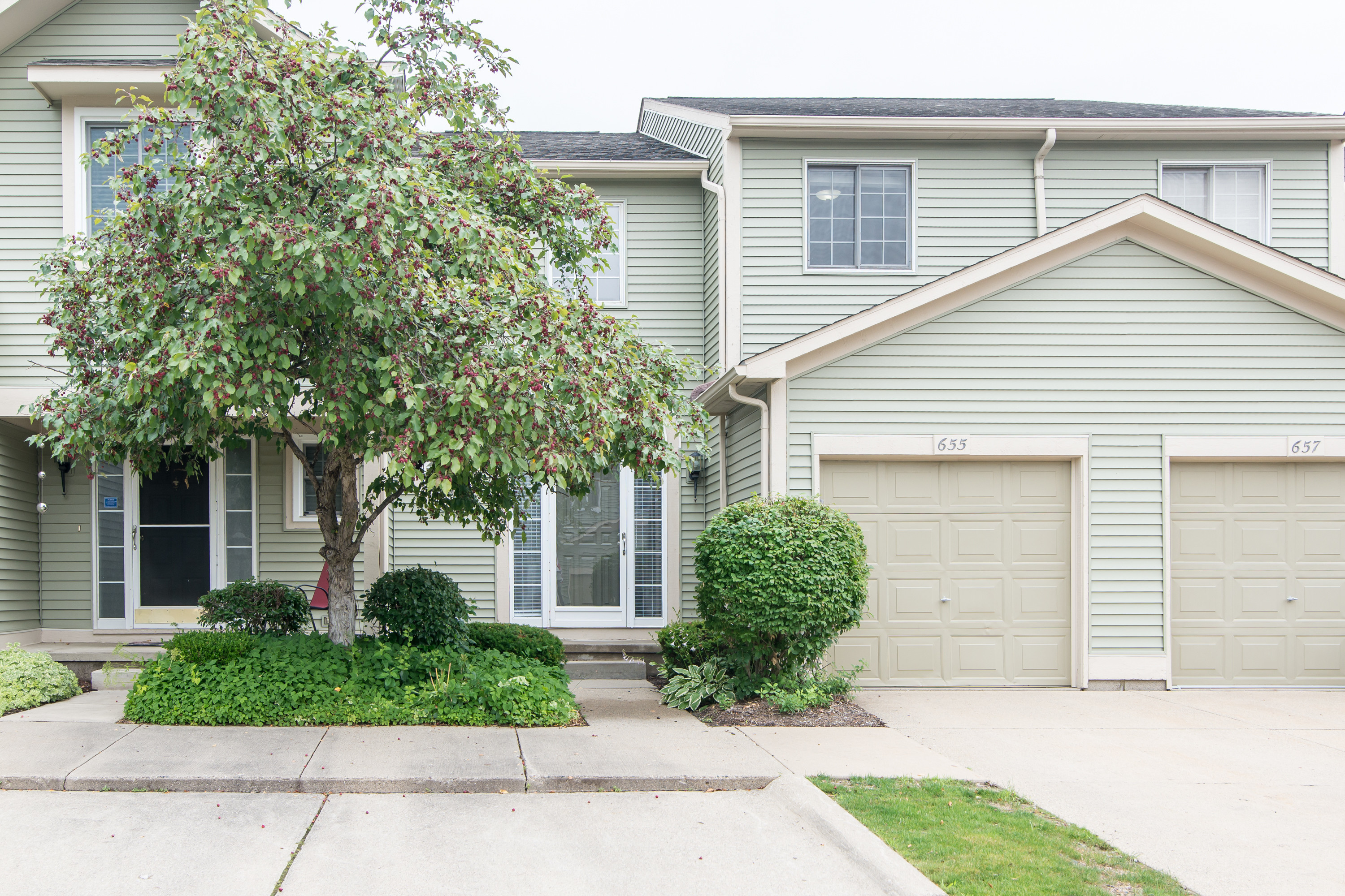 655 Liberty Pointe - 1