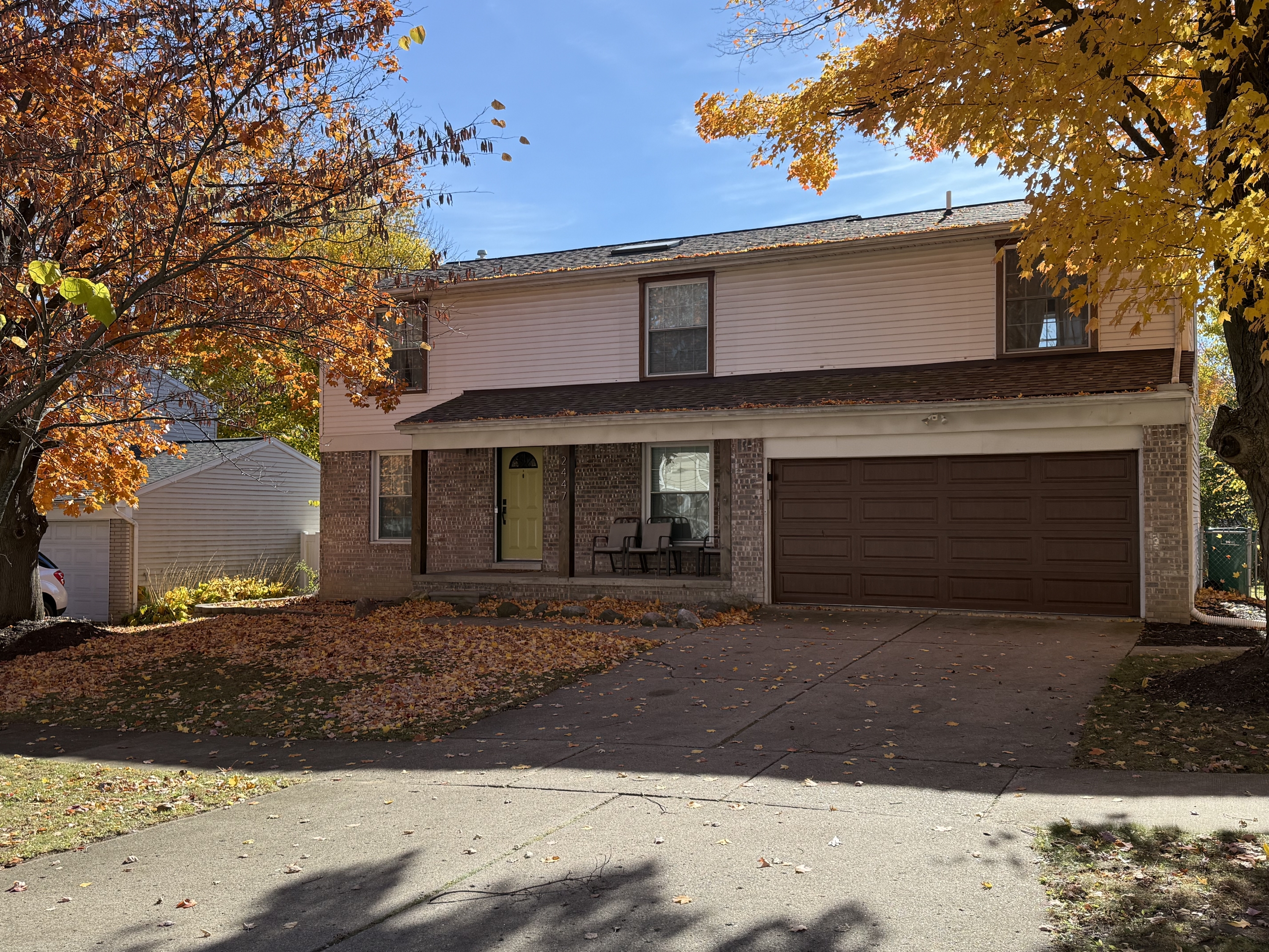 2447 Roanoake Drive - 1