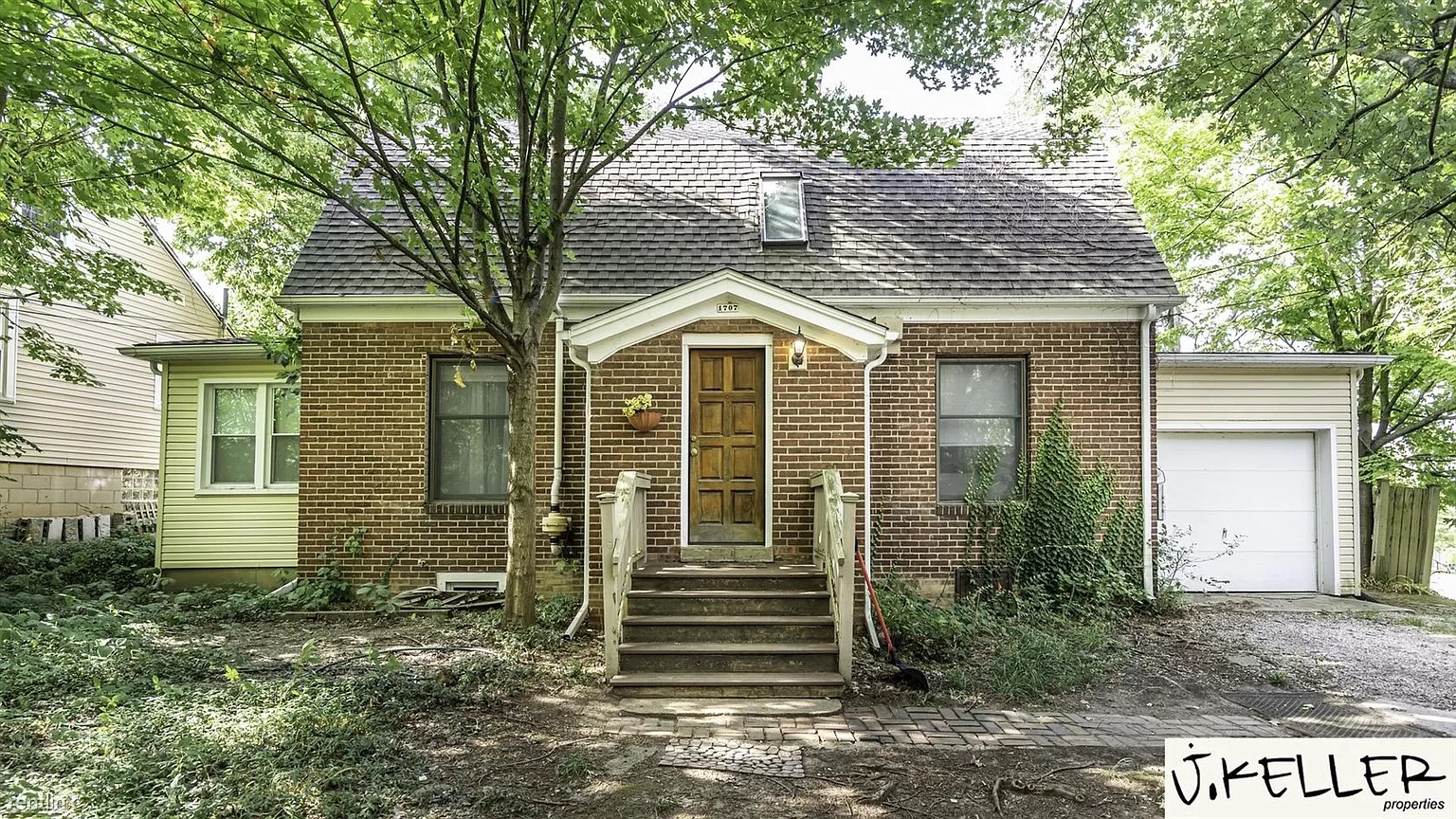 1707 Broadway - 1