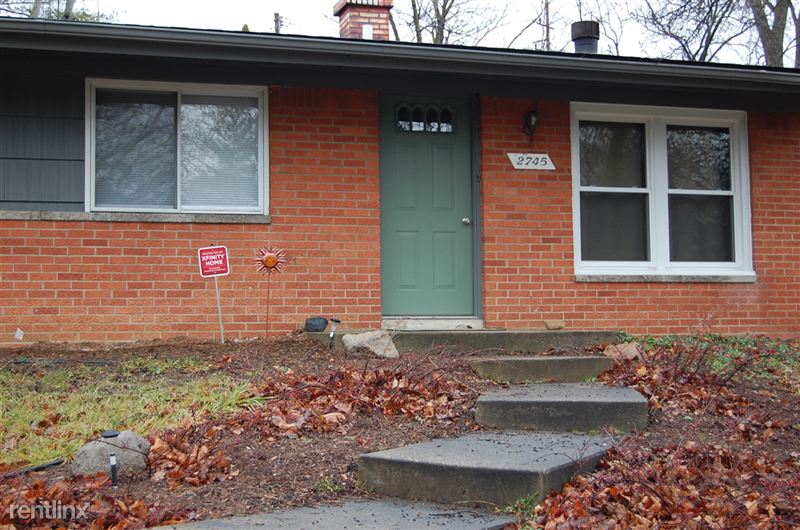 2745 Canterbury - 1