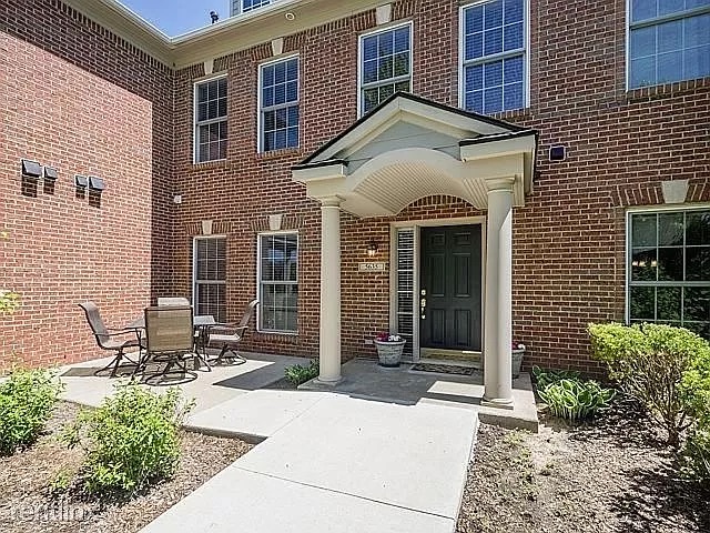 5635 Hampshire Lane - 1