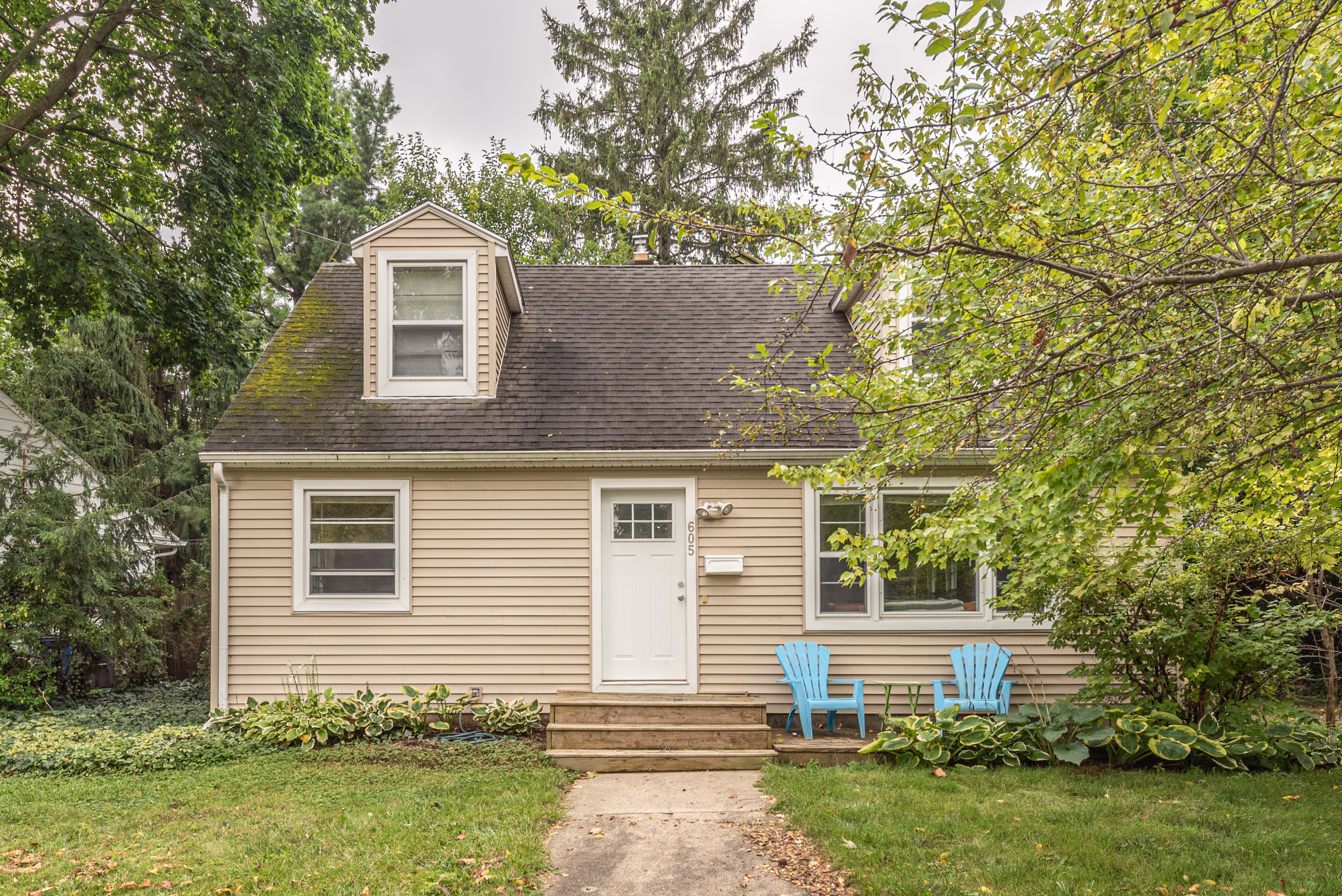 605 Snyder Avenue - 2