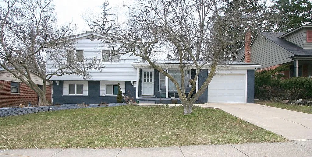 2609 Lillian Road