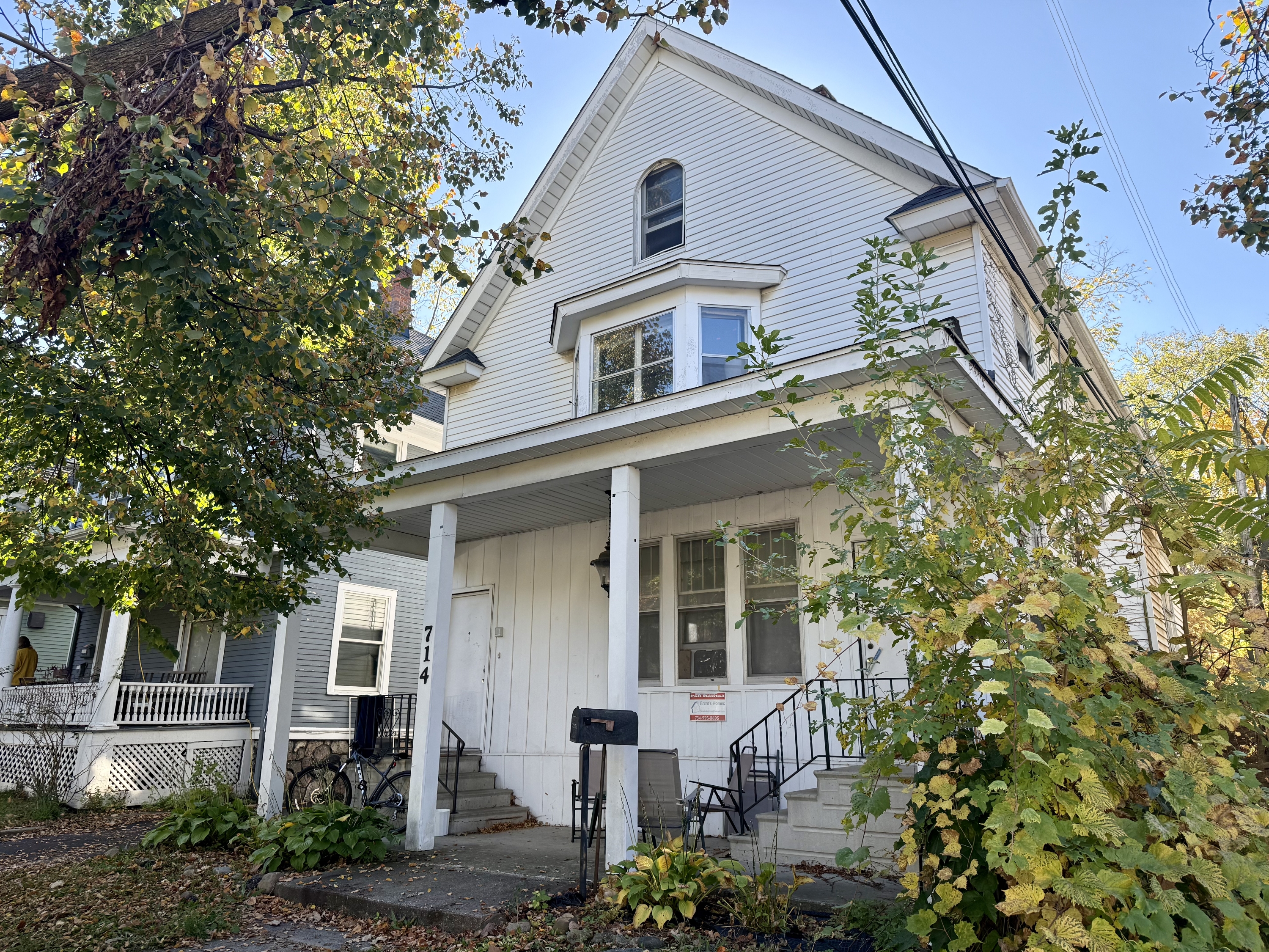 714 Lawrence Street