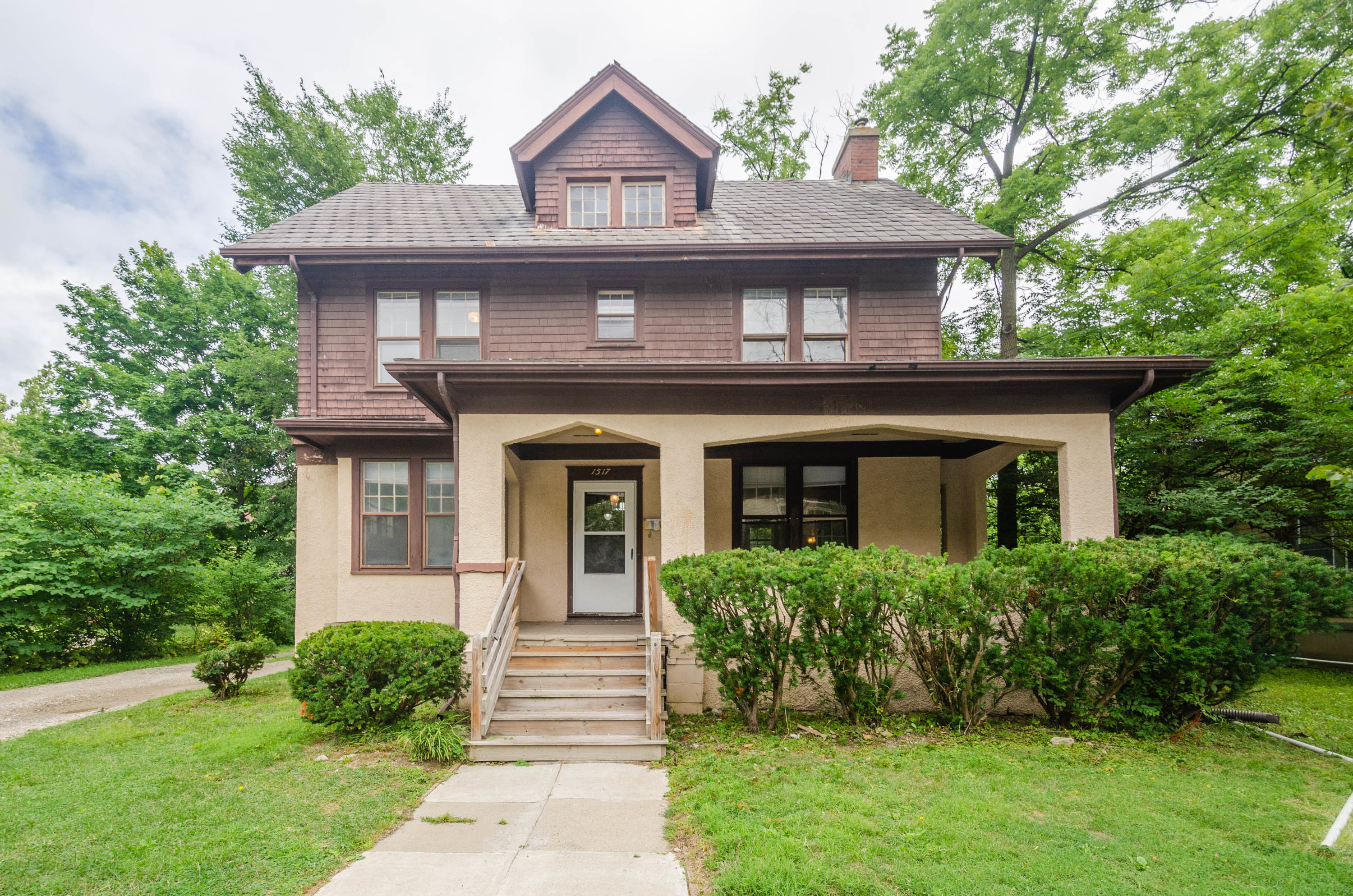 1517 S University